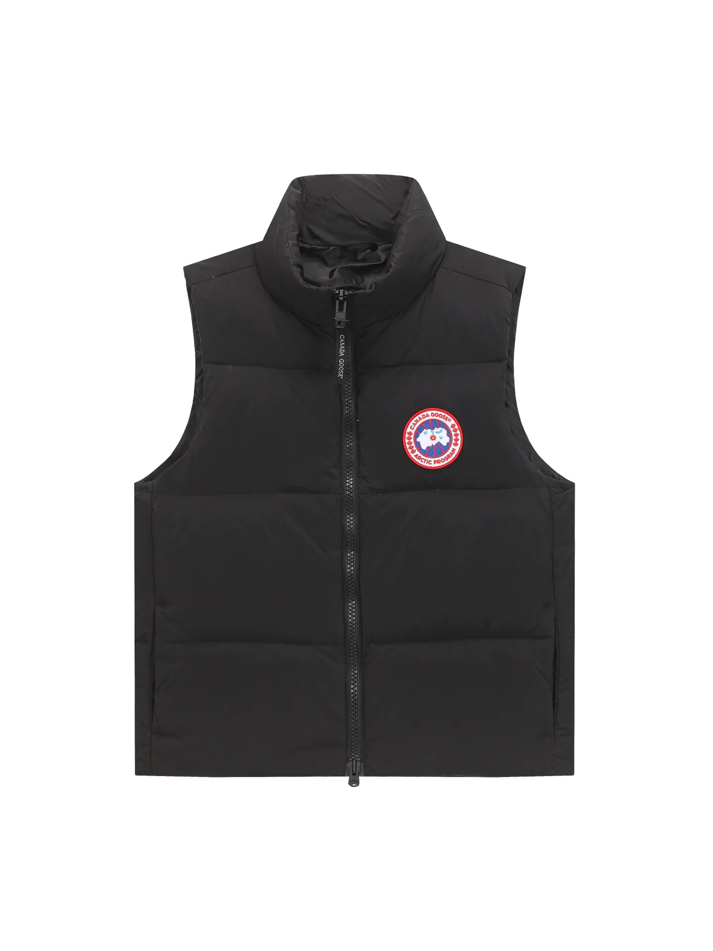 P560 Canada gooes Lawrence down vest (high version) The Lawrence down vest features a durable shell and quilted body, making it a must-have item for all seasons. The fabric has a durable soft touch. Longer hem at back for added protection. Reflective double-stripe grip tape at back. The Lawrence features an engineered down-filled collar to block strong winds, a two-way front zip and a longer rear hem.  Color: black with red label, black with black label, desert color, ocean blue Size: XS-2XL